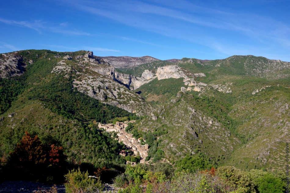 La Maison De La Traverse Saint-Guilhem-le-Desert Buitenkant foto