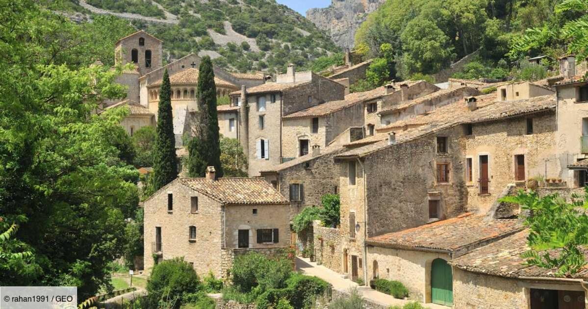 La Maison De La Traverse Saint-Guilhem-le-Desert Buitenkant foto